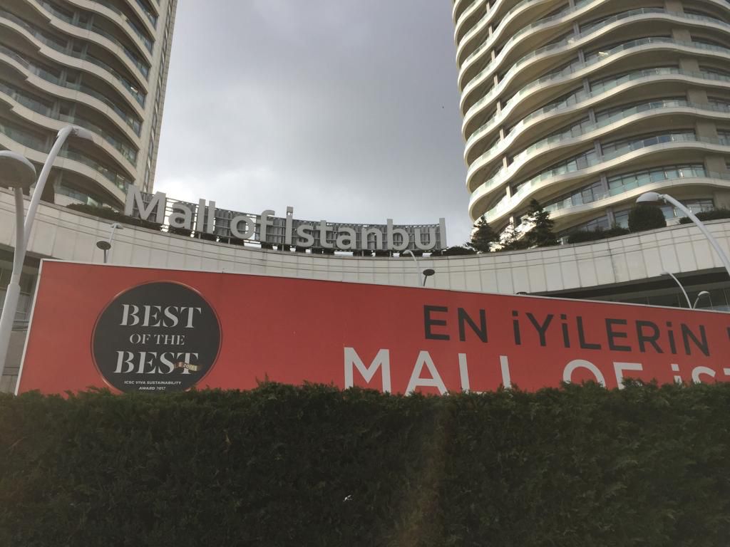 mall of istanbul çatı tabelası